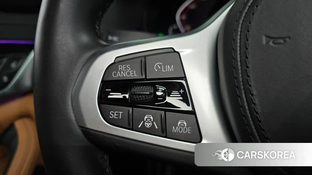 BMW 5 Series (G30) 2020 Серебристо-серый из Кореи, фото 5