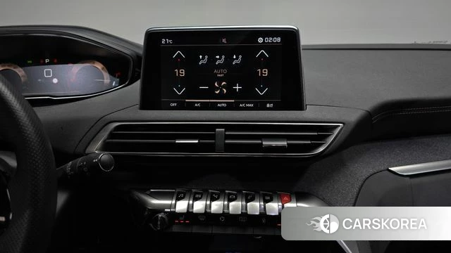 Peugeot 3008 second generation 2020 Черный из Кореи, фото 5