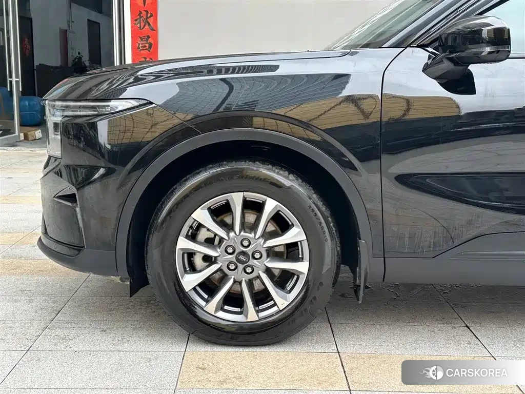 Ford Edge 2024 Черный из Китая, фото 5