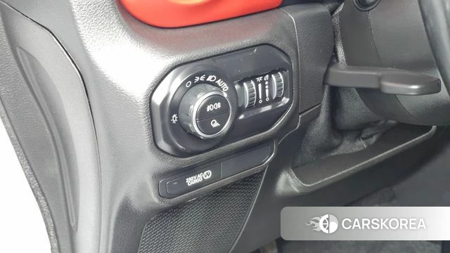 Jeep Gladiator (JT) 2021 Белый из Кореи, фото 5