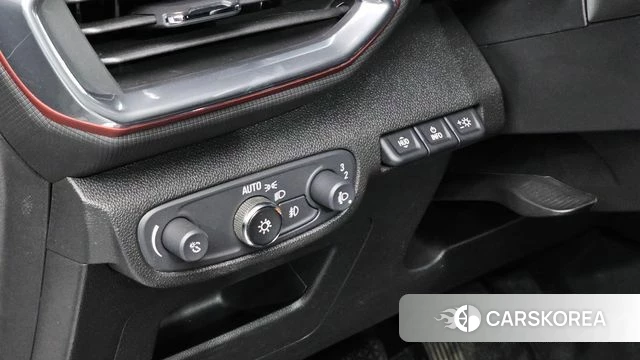 Chevrolet (GM Daewoo) Trailblazer 2022 Белый из Кореи, фото 5
