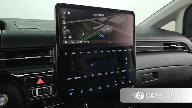 Hyundai Staria 2023 Белый из Кореи, фото 5