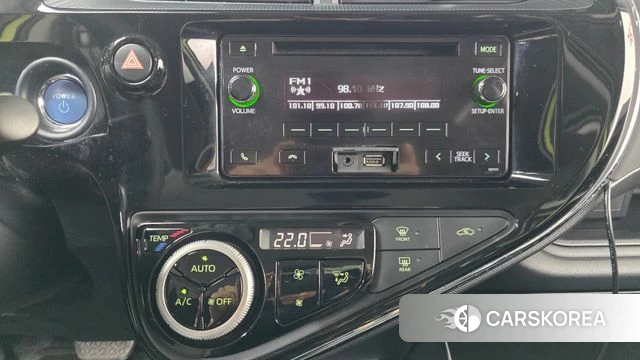 Toyota Prius C 2018 Светло-зеленый из Кореи, фото 5
