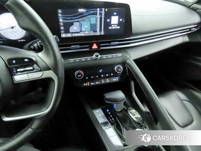 Hyundai The New Avante (CN7) 2023 Белый из Кореи, фото 5