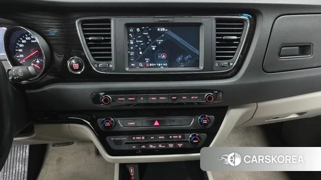 Kia The New Carnival 2020 Черный из Кореи, фото 5