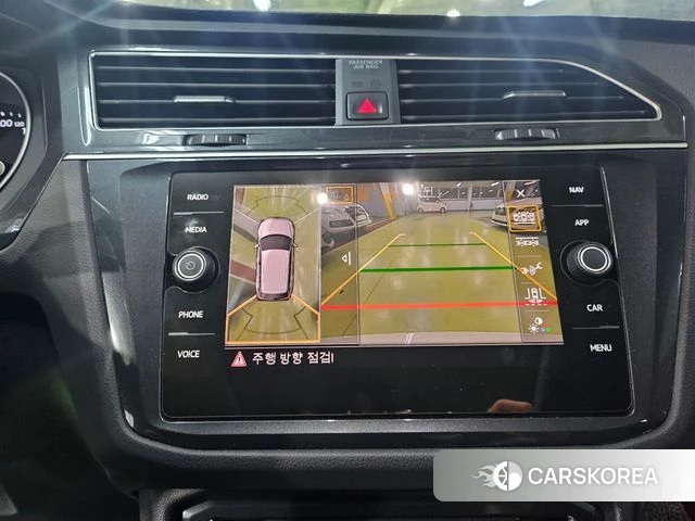 Volkswagen Tiguan second Generation 2019 Белый из Кореи, фото 5