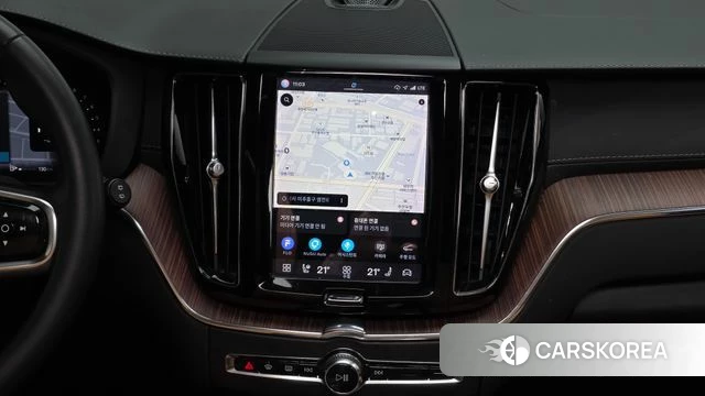 Volvo XC60 second Generation 2023 Белый из Кореи, фото 5