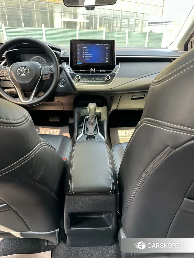 Toyota Corolla 2021 Белый из Китая, фото 5