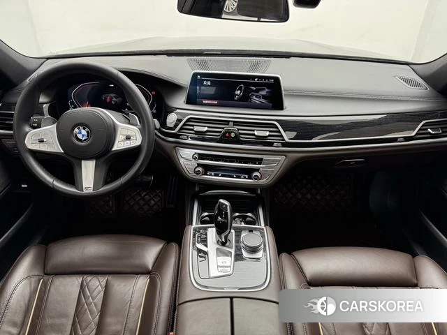 BMW 7 series 2022 Темно-серый из Китая, фото 5