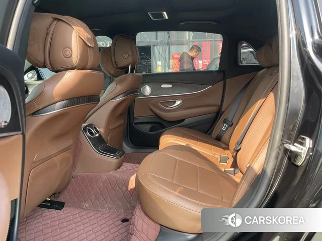 Mercedes-Benz E-Class 2021 Черный из Китая, фото 5