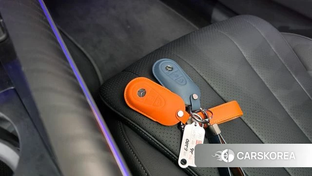 Mercedes-Benz E-Class W214 2025 Черный из Кореи, фото 5