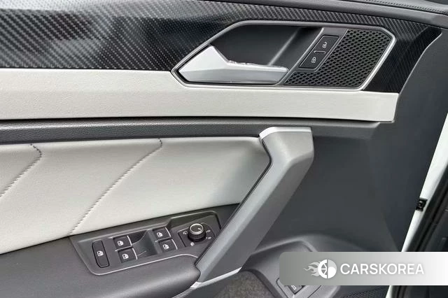 Volkswagen Tayron 2026 Белый из Китая, фото 5