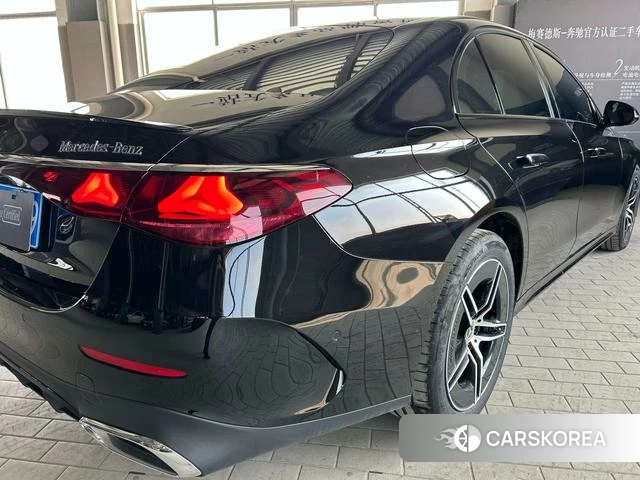 Mercedes-Benz E-Class 2025 Черный из Китая, фото 5