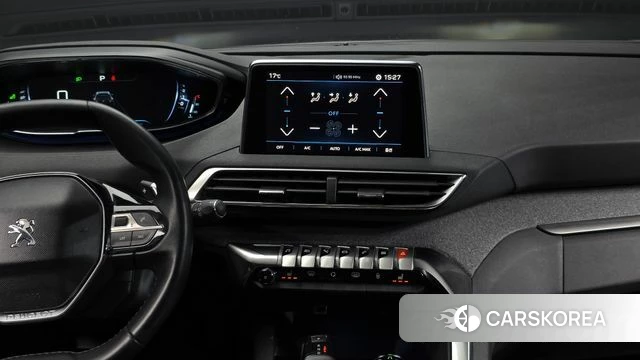 Peugeot 5008 second generation 2018 Белый из Кореи, фото 5