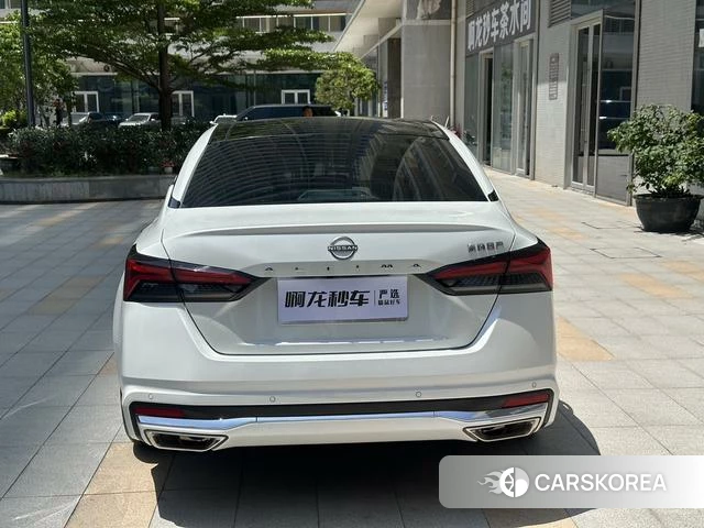 Nissan Altima 2024 Белый из Китая, фото 5