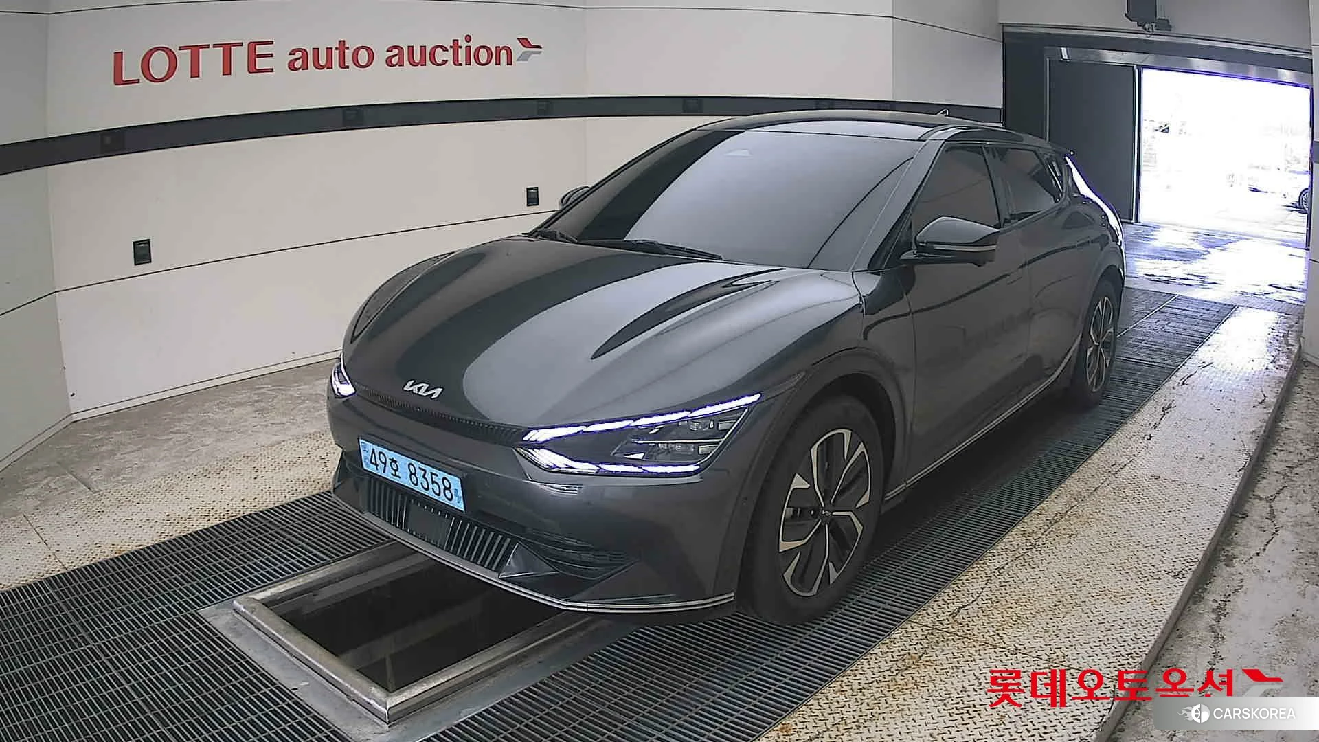 Kia EV6 2022 Interstellagray из Кореи, фото 5