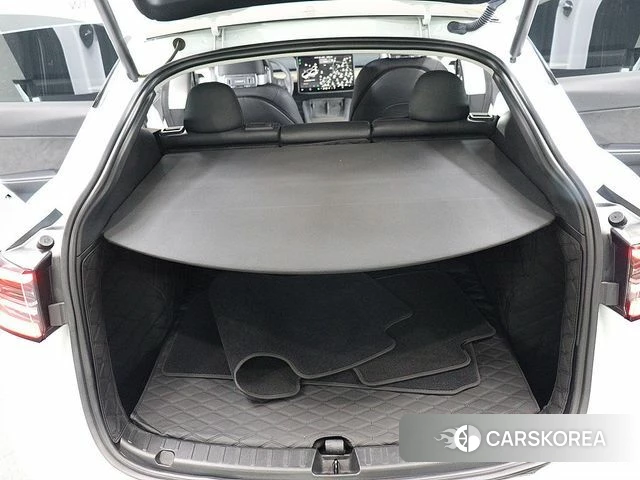 Tesla Model Y 2023 Белый из Кореи, фото 5