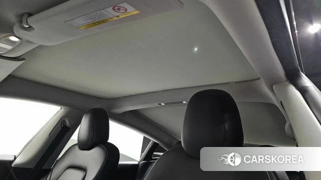 Tesla Model 3 2020 Белый из Кореи, фото 5