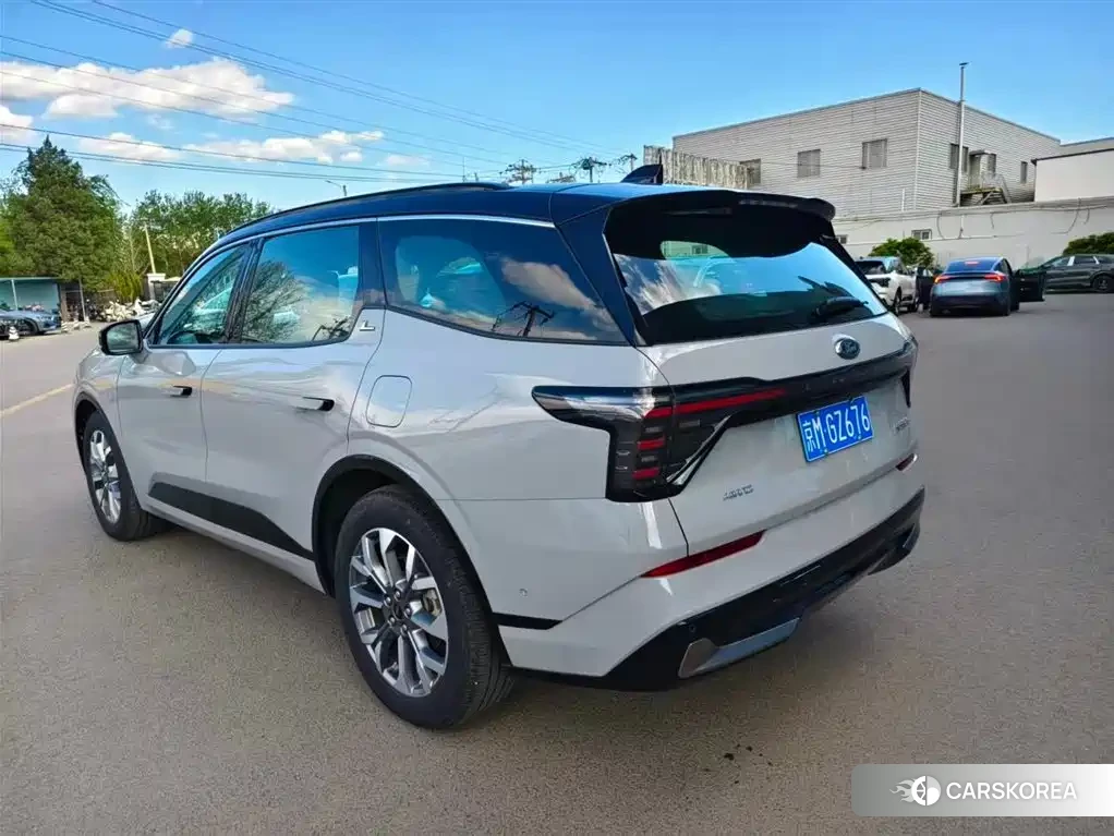 Ford Edge 2023 Silver/gray из Китая, фото 5