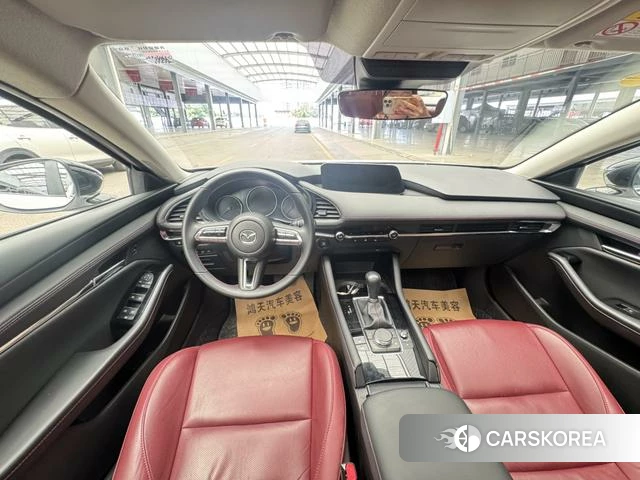 Mazda 3 2024 Белый из Китая, фото 5