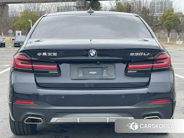 BMW 5 series 2021 Черный из Китая, фото 5