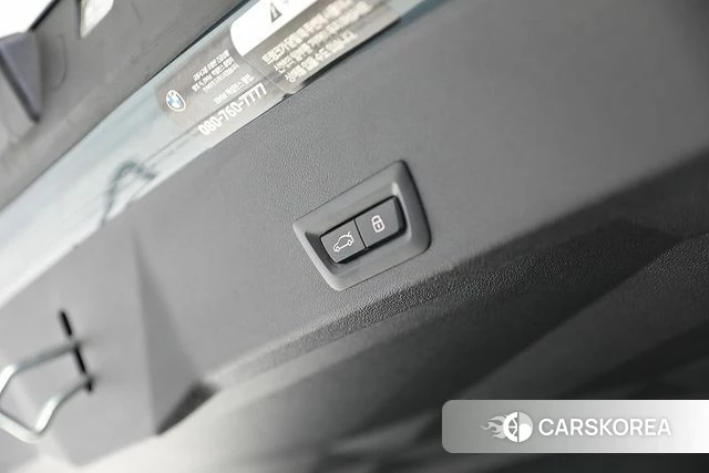 BMW XM (G09) 2023 Небесно-голубой из Кореи, фото 5