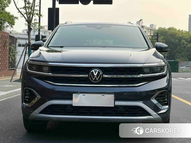 Volkswagen Talagon 2022 Синий из Китая, фото 5