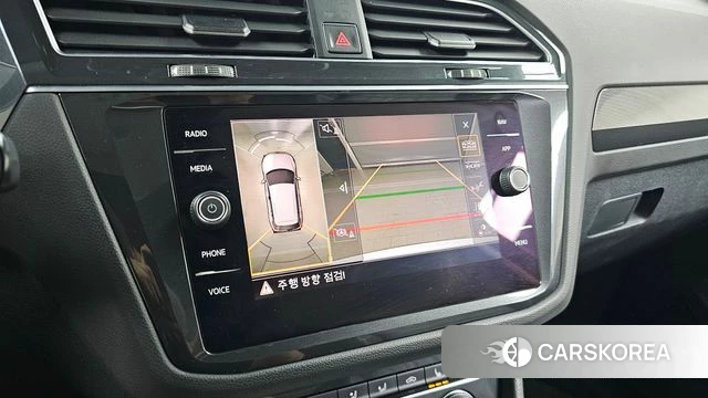Volkswagen Tiguan second Generation 2018 Белый из Кореи, фото 5
