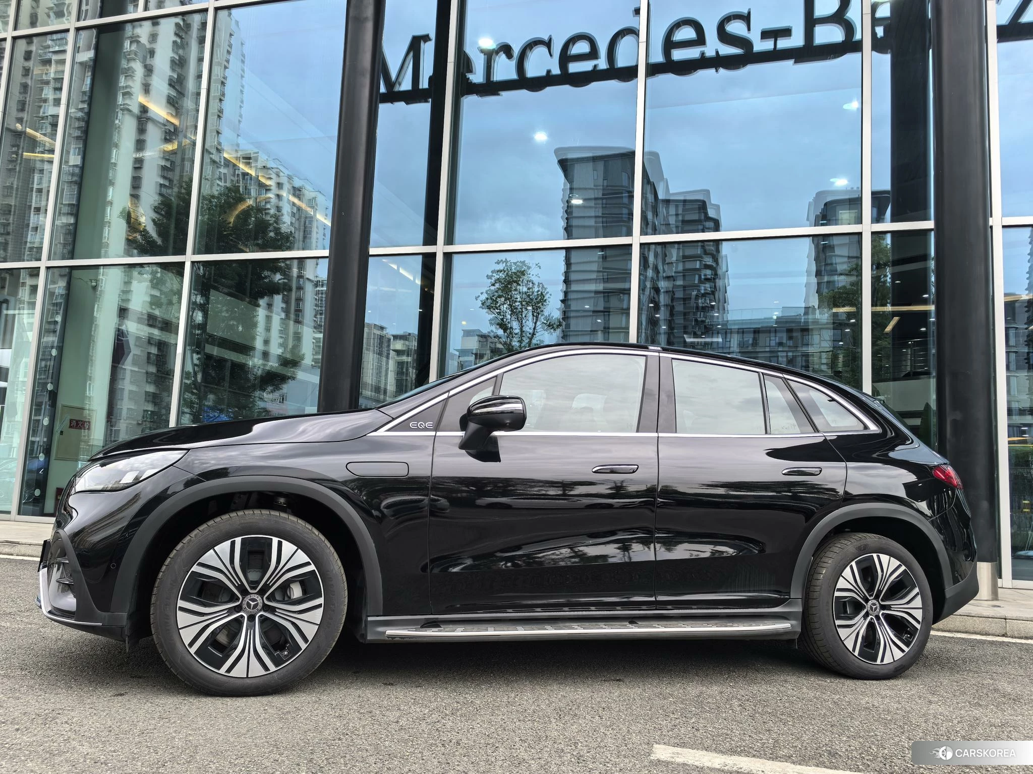 Mercedes-Benz EQE 2023 Черный из Китая, фото 5