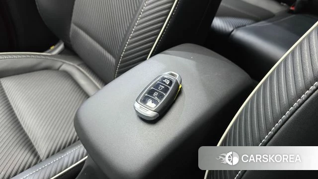 Hyundai Venue 2019 Серый из Кореи, фото 6