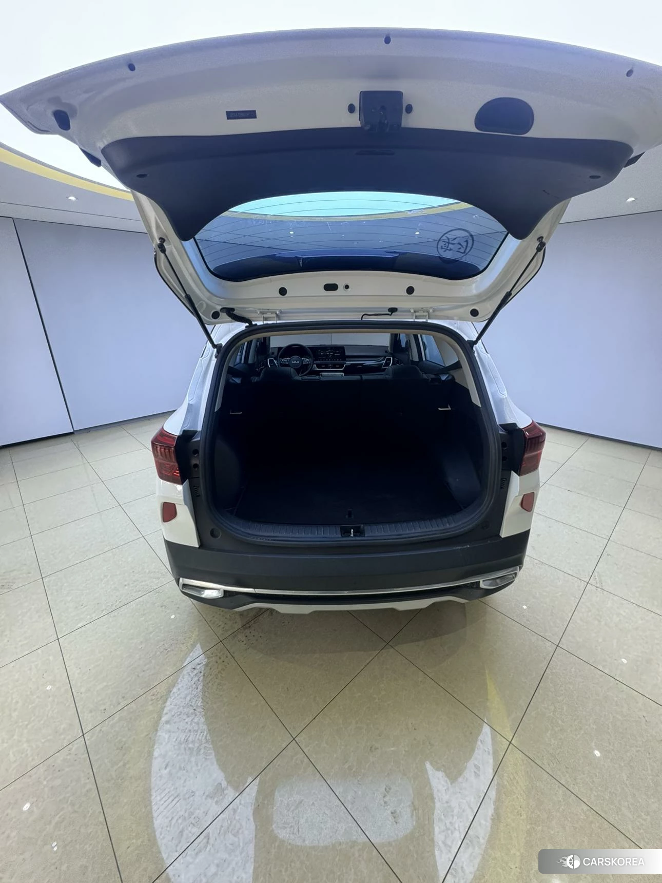 Kia KX3 2021 Белый из Китая, фото 6