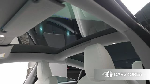 Tesla Model 3 2024 Черный из Кореи, фото 6