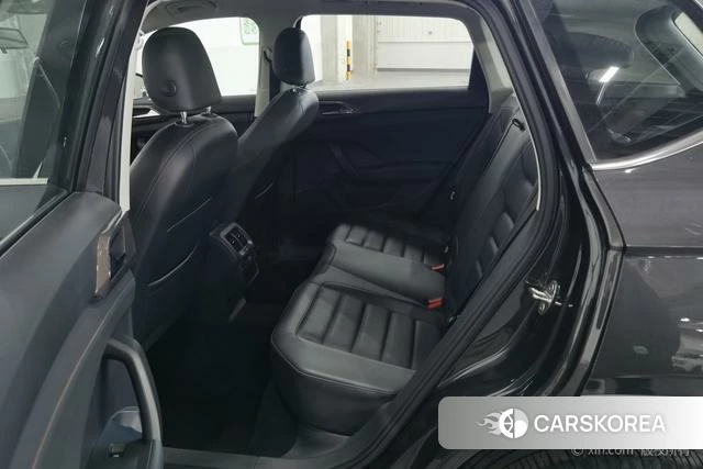 Volkswagen Tharu 2021 Темно-серый из Китая, фото 6