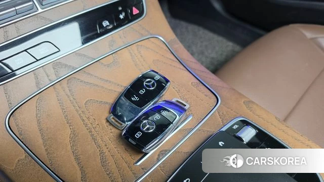 Mercedes-Benz E-Class W213 2021 Белый из Кореи, фото 6