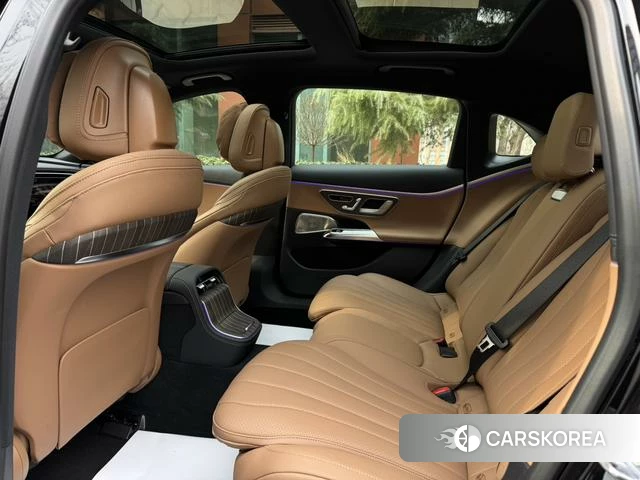 Mercedes-Benz E-Class 2024 Черный из Китая, фото 6