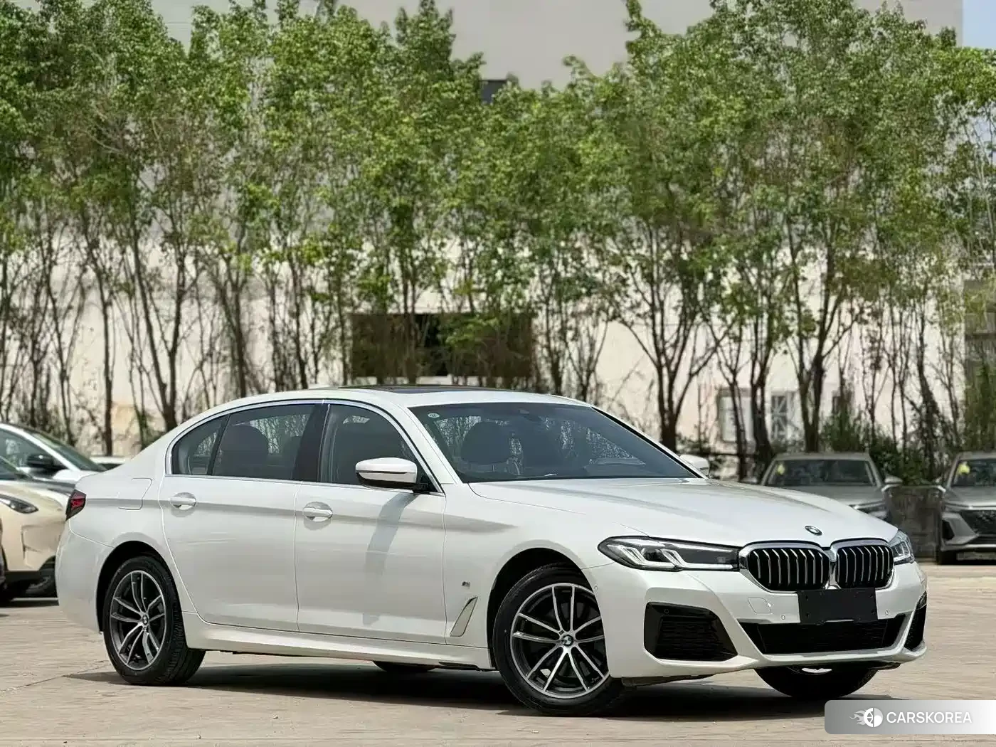 BMW 5 series 2024 Белый из Китая, фото 6