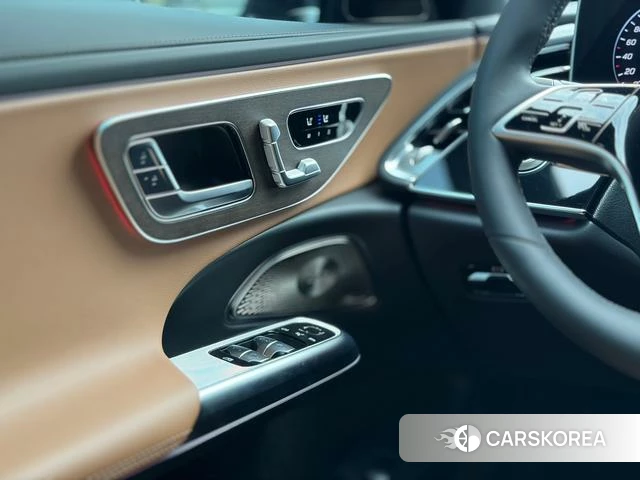 Mercedes-Benz E-Class 2025 Черный из Китая, фото 6