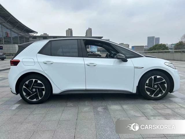 Volkswagen ID.3 2022 Белый из Китая, фото 6