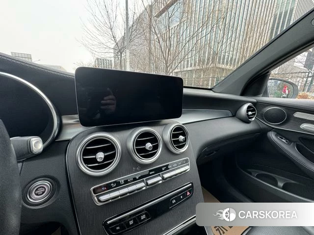 Mercedes-Benz GLC 2021 Белый из Китая, фото 6