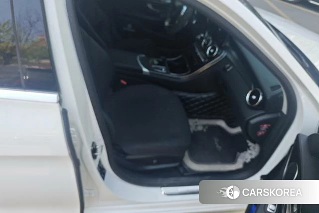 Mercedes-Benz C-class 2021 Белый из Китая, фото 6