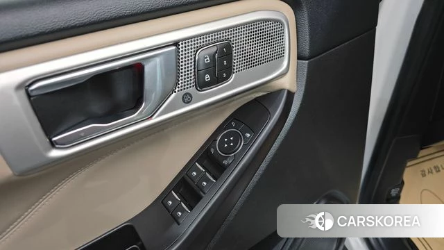 Ford Explorer 6th Generation 2020 Белый из Кореи, фото 6