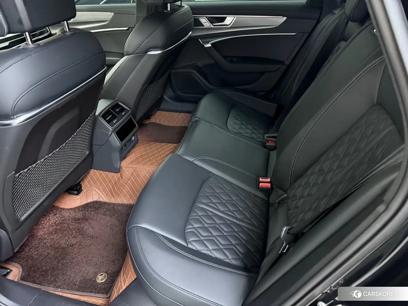 Audi A6L 2024 Черный из Китая, фото 6