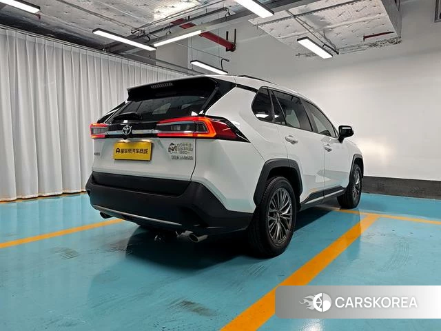 Toyota Wildlander 2023 Белый из Китая, фото 6