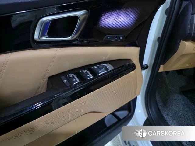Kia Carnival 4th generation 2023 Белый из Кореи, фото 6