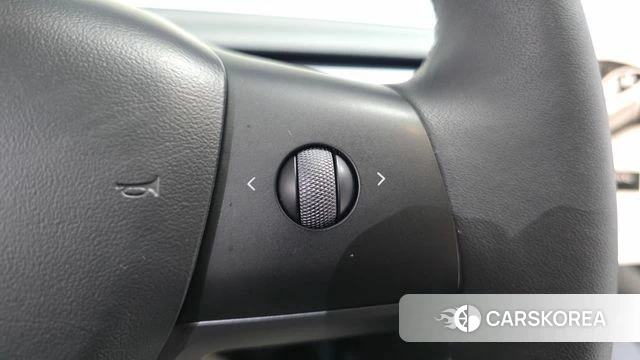 Tesla Model Y 2022 Цвет галактики из Кореи, фото 6