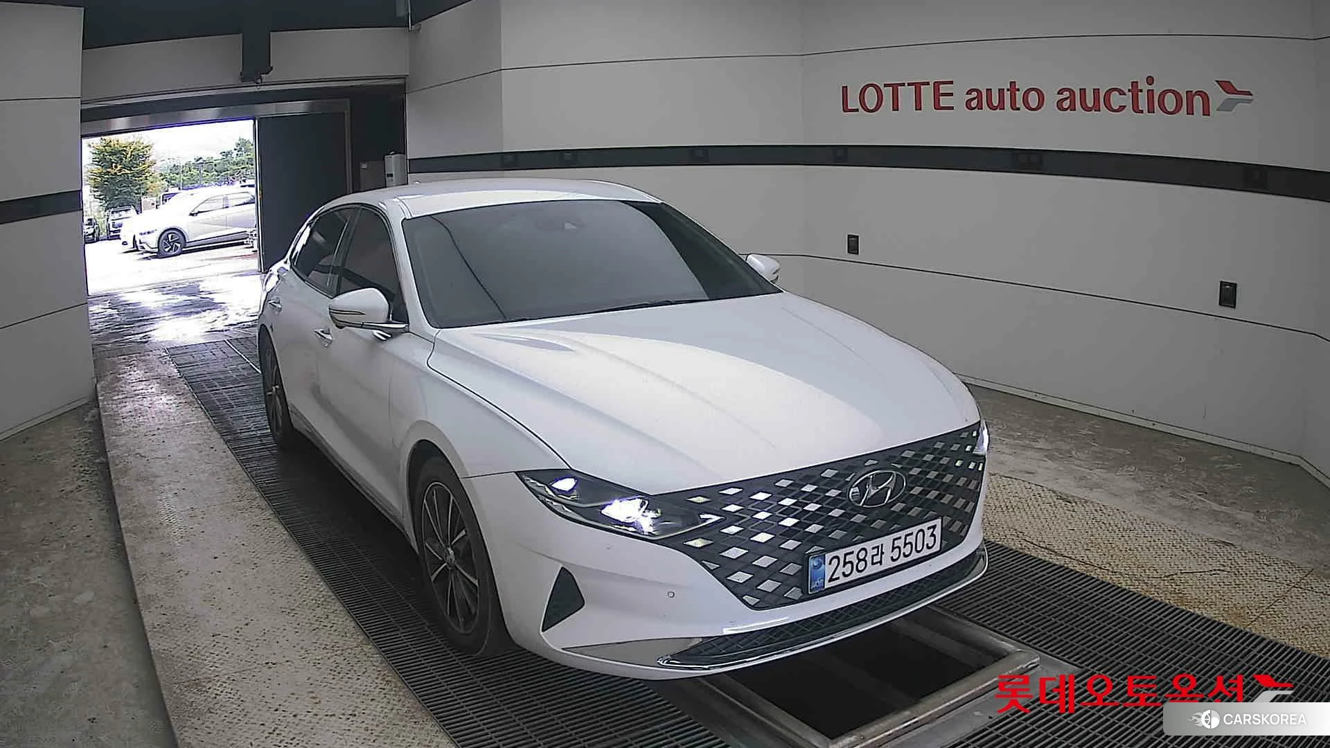 Hyundai Grandeur 2020 Белый из Кореи, фото 6
