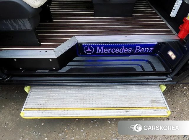 Mercedes-Benz Sprinter 2023 Черный из Кореи, фото 6