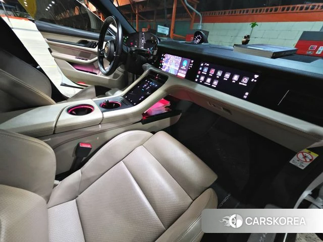 Porsche Taycan 2021 Белый из Кореи, фото 6