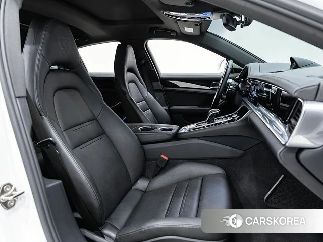 Porsche Panamera (971) 2019 Белый из Кореи, фото 6