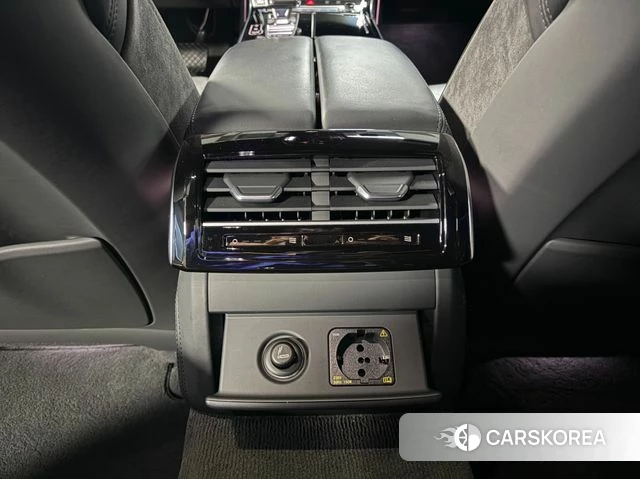 Audi A8 (D5) 2021 Черный из Кореи, фото 6